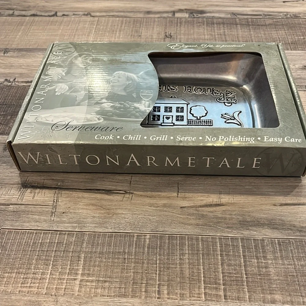 NIB Wilton Armetale ‘Bless This House’ bread serving tray